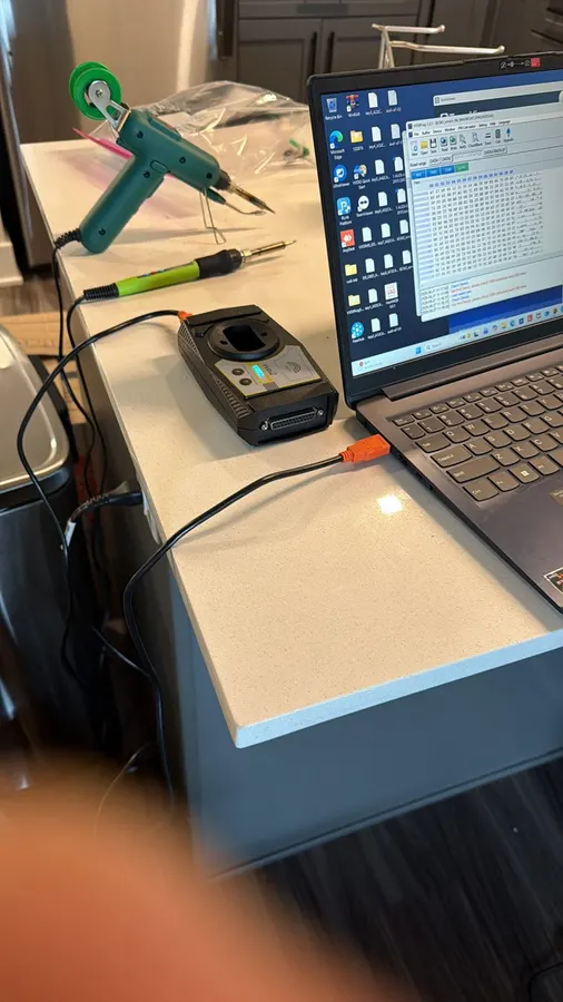 Key programming with laptop